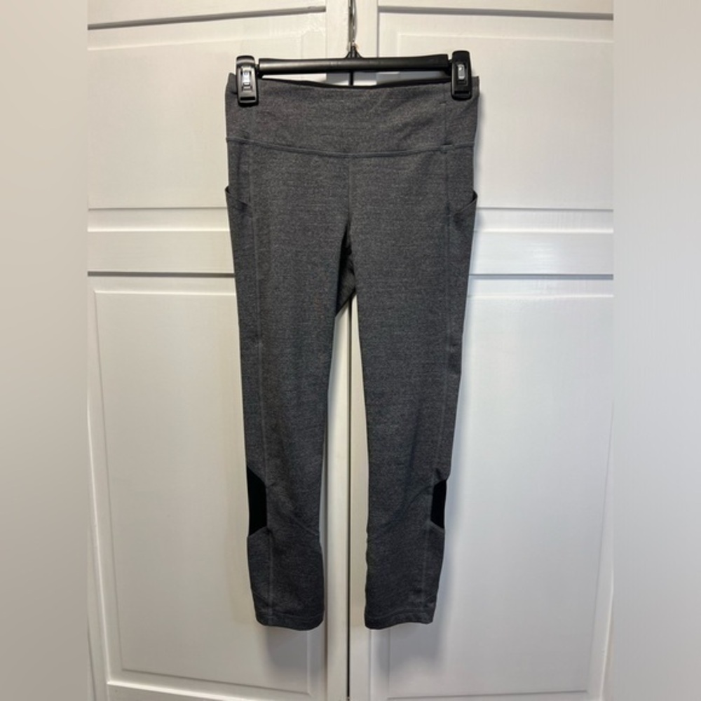 Lululemon Pace Rival Crop Leggings Size Women’s 4 Color Heathered Gray/Black